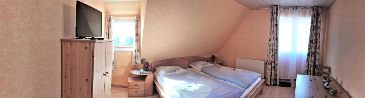 Biene'S Baerenstube Hotel Elze Bagian luar foto