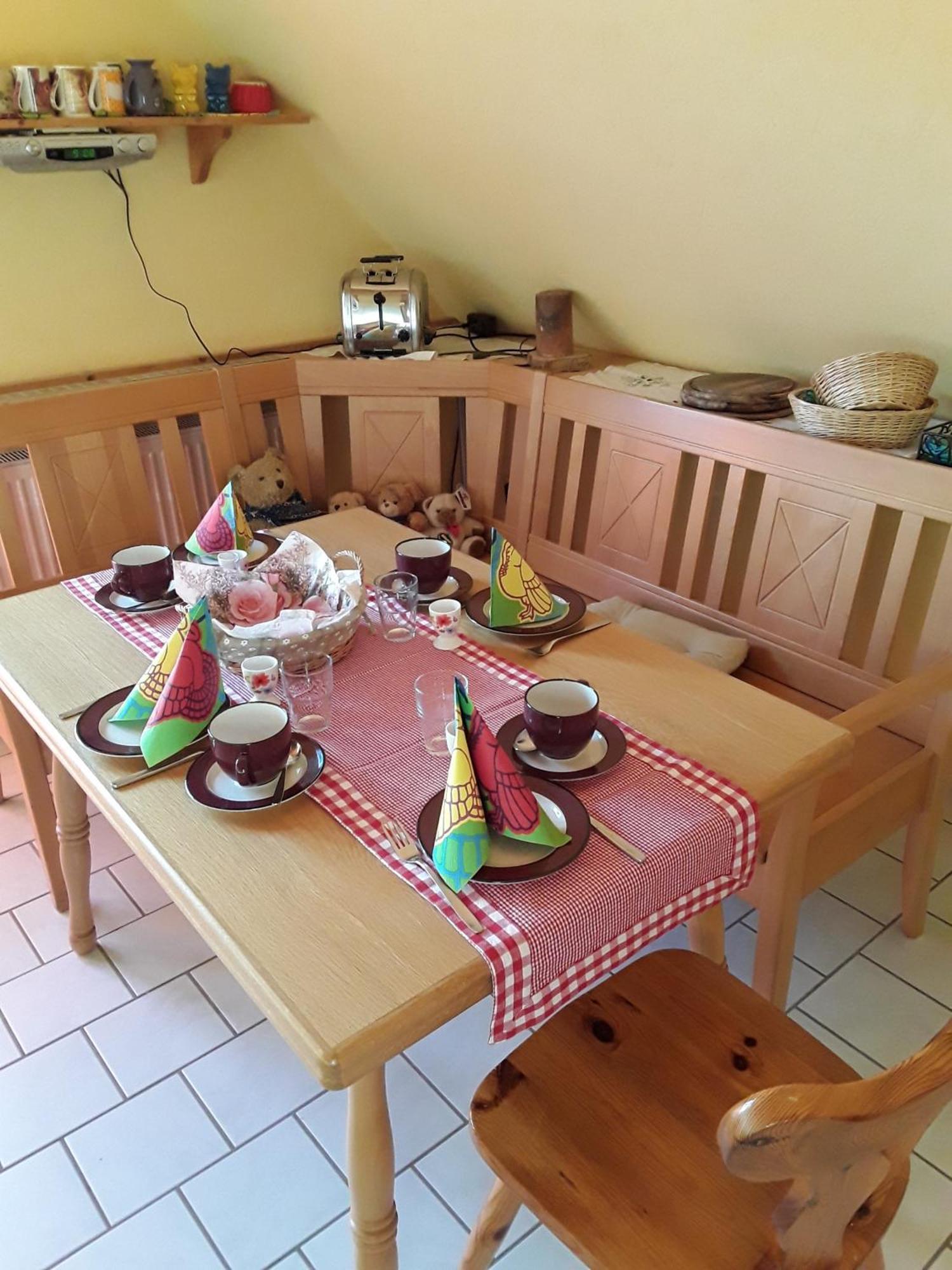 Biene'S Baerenstube Hotel Elze Bagian luar foto